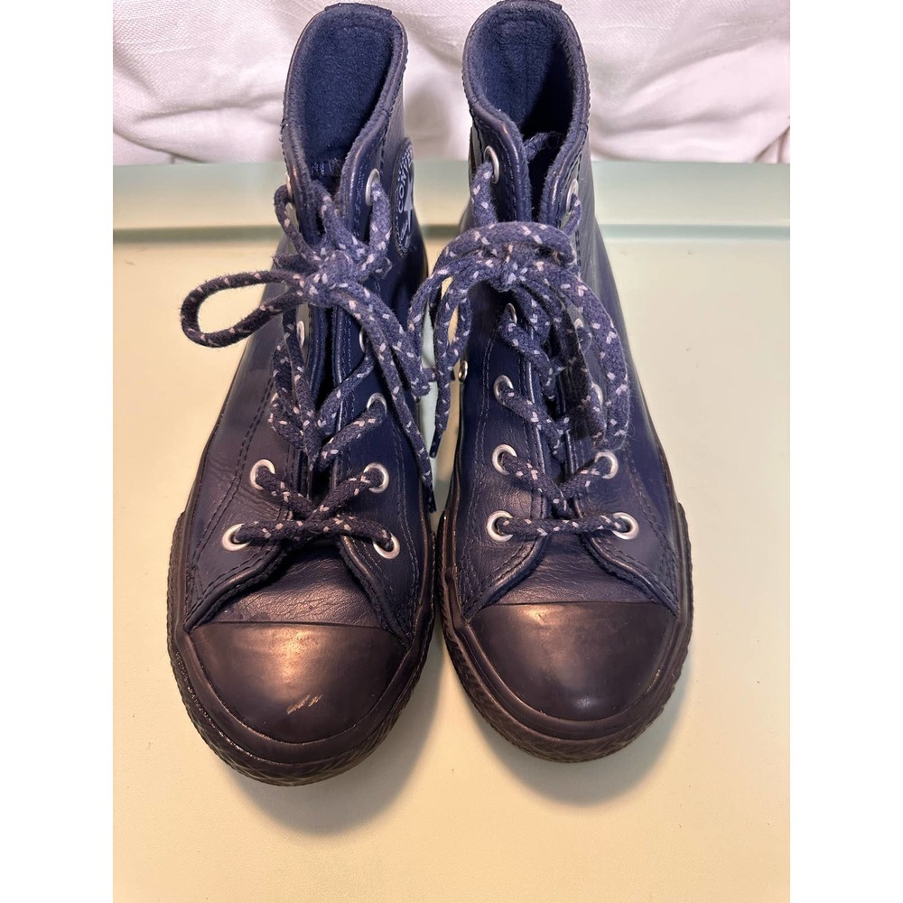 Converse Leather All Star Navy Chuck Taylor Hightop Size 1